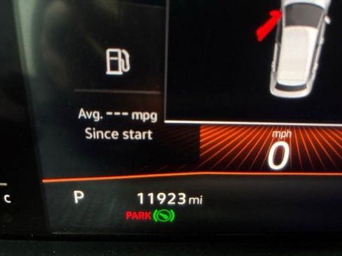 Used 2022 Volkswagen Tiguan SE R-Line image 24