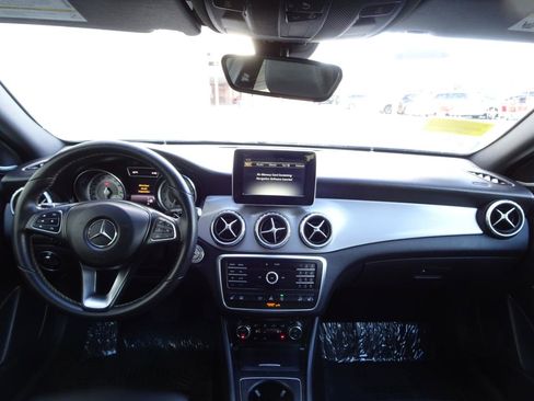 Used 2017 Mercedes-Benz GLA 250 4MATIC image 15