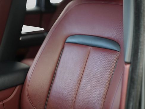 Certified 2020 Rolls-Royce Cullinan AWD/4WD image 11