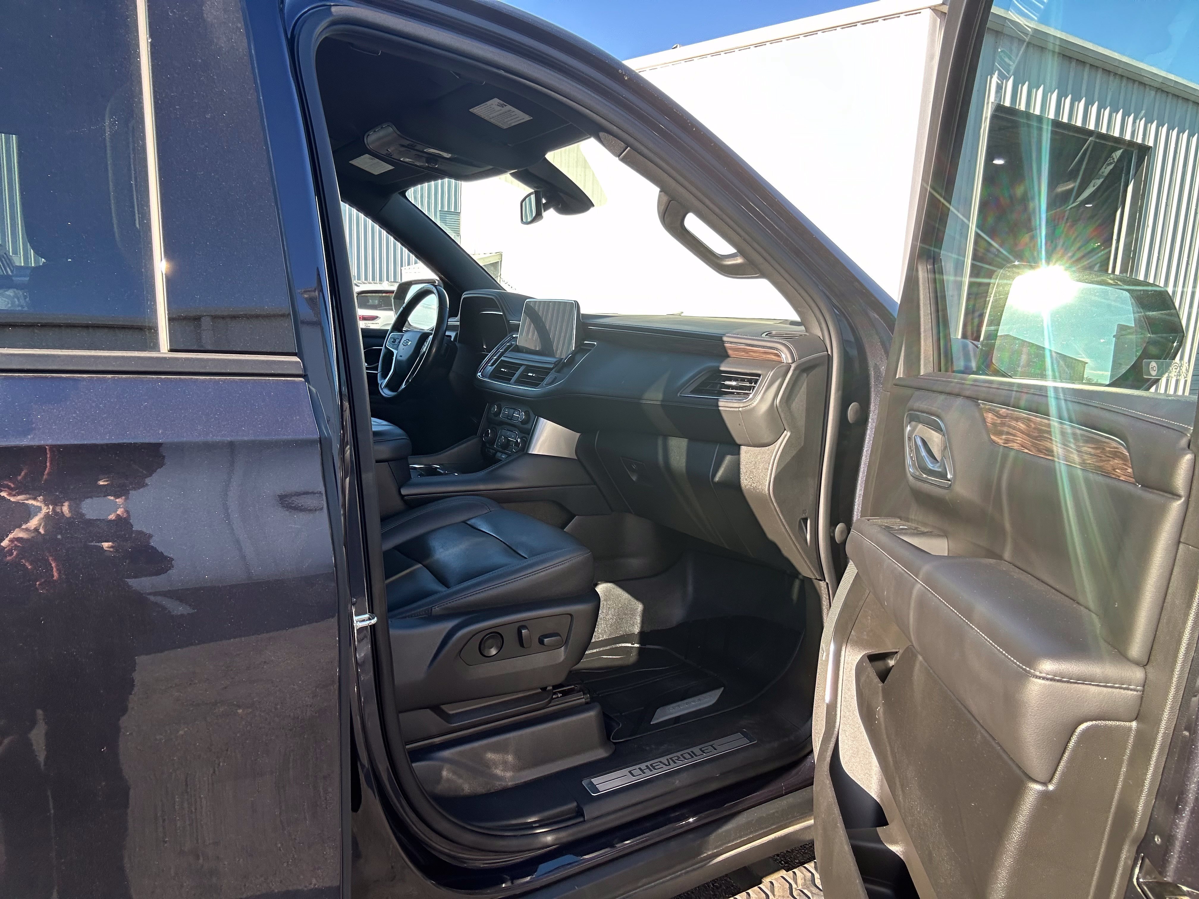 Used 2022 Chevrolet Tahoe Z71 AWD/4WD image 8