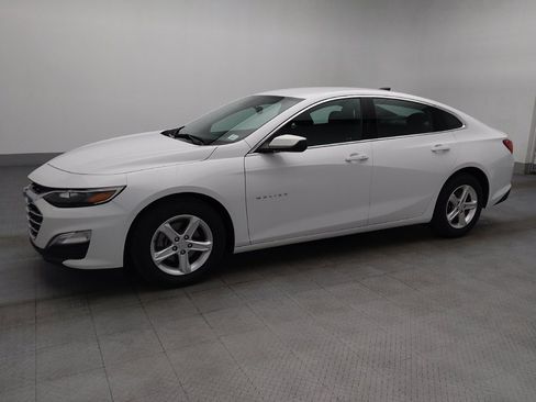 Used 2024 Chevrolet Malibu LS FWD image 2