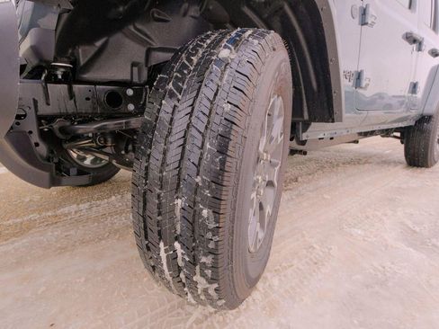 New 2026 Jeep Wrangler Sahara image 42