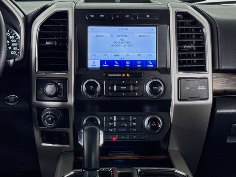 Used 2020 Ford F150 Lariat w/ Equipment Group 502A Luxury AWD/4WD image 12