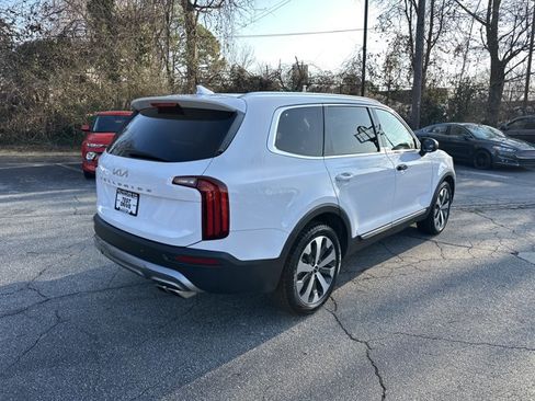 Used 2022 Kia Telluride EX w/ EX Premium Package image 6