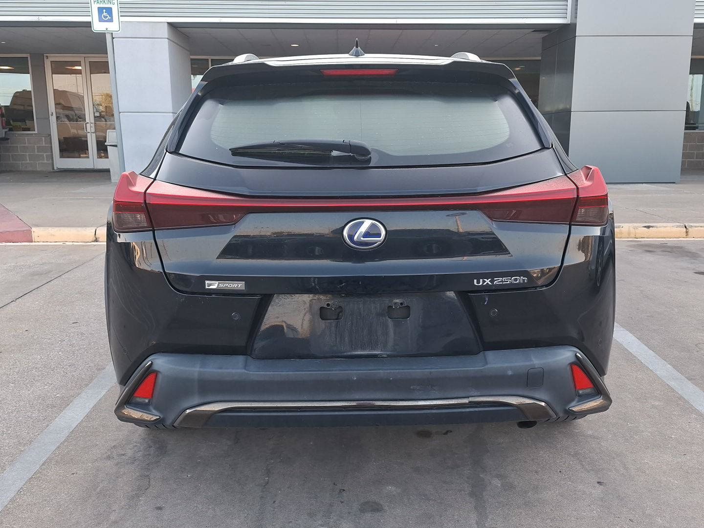 Used 2020 Lexus UX 250h F Sport w/ F Sport Premium Package AWD/4WD image 9