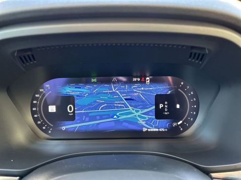 Certified 2023 Volvo XC60 B5 Plus w/ Climate Package image 19