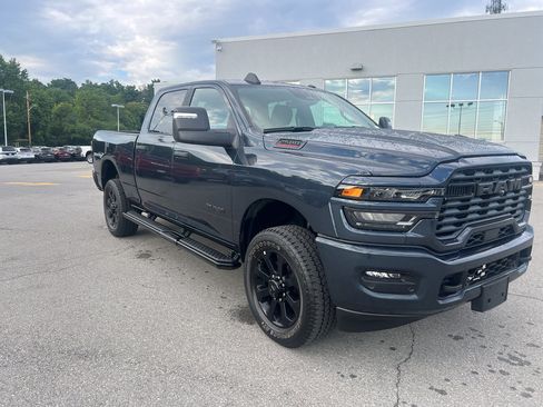 Used 2026 RAM 2500 Big Horn AWD/4WD image 3