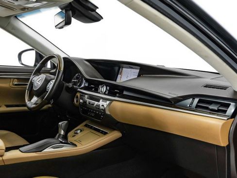 Used 2017 Lexus ES 350 image 10