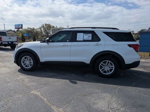 New 2026 Ford Explorer Active RWD image 7