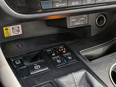 Used 2022 Lexus RX 450h AWD w/ Special Edition image 25