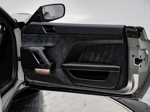 Used 2021 Lotus Evora image 73