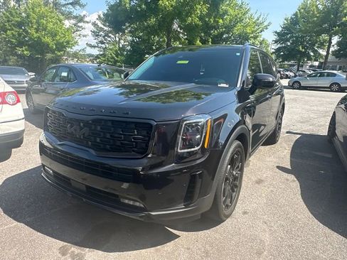 Used 2022 Kia Telluride SX w/ SX Prestige Package AWD/4WD image 3