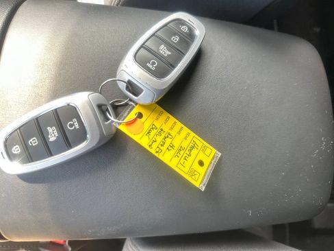 Used 2022 Hyundai Santa Fe SEL AWD/4WD image 19