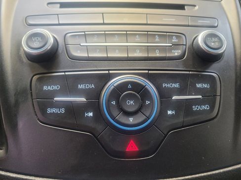 Used 2018 Ford Escape SE FWD image 25