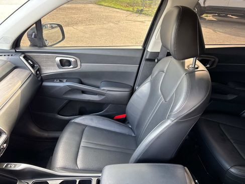 Used 2023 Kia Sorento X-Line EX image 14