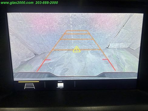 Used 2019 Chevrolet Colorado Z71 AWD/4WD image 12