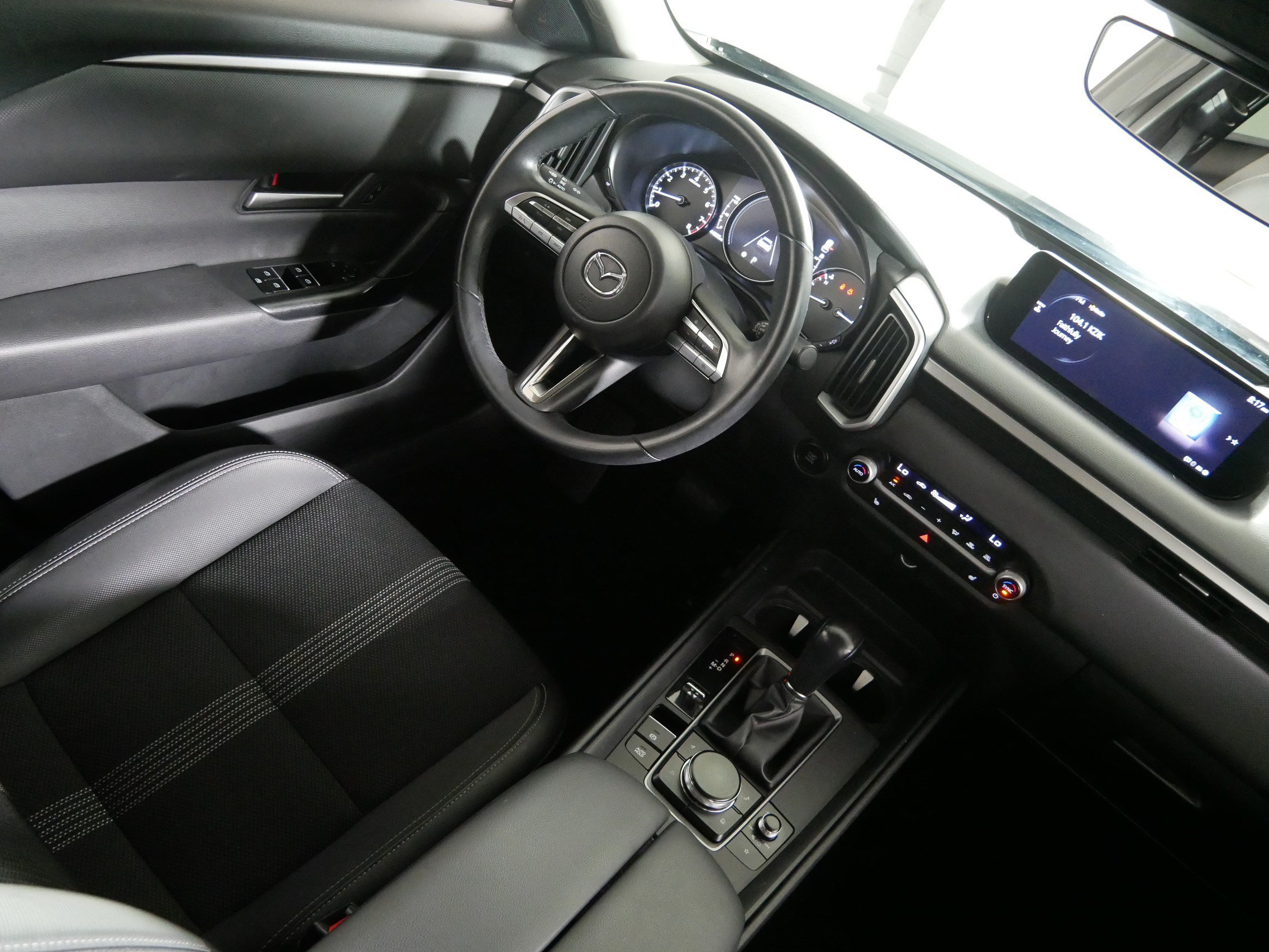 Used 2025 MAZDA CX-50 AWD 2.5 S w/ Preferred Package image 9
