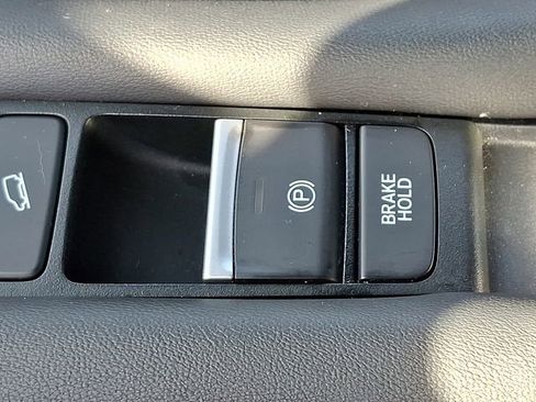 Used 2024 Honda HR-V Sport image 25