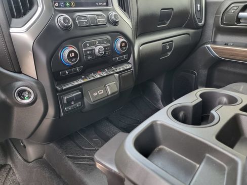 Used 2021 Chevrolet Silverado 1500 RST w/ Z71 Off-Road Package AWD/4WD image 23