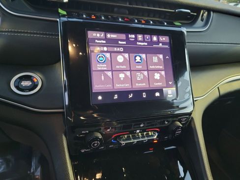 New 2025 Jeep Grand Cherokee L Altitude image 7