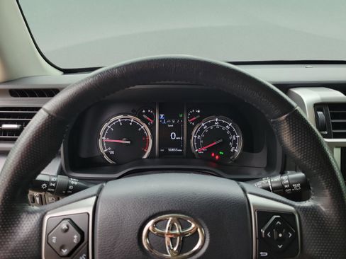 Certified 2023 Toyota 4Runner Limited AWD/4WD image 19