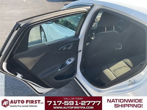 Used 2019 Chevrolet Malibu LT w/ Driver Confidence Package II FWD image 8