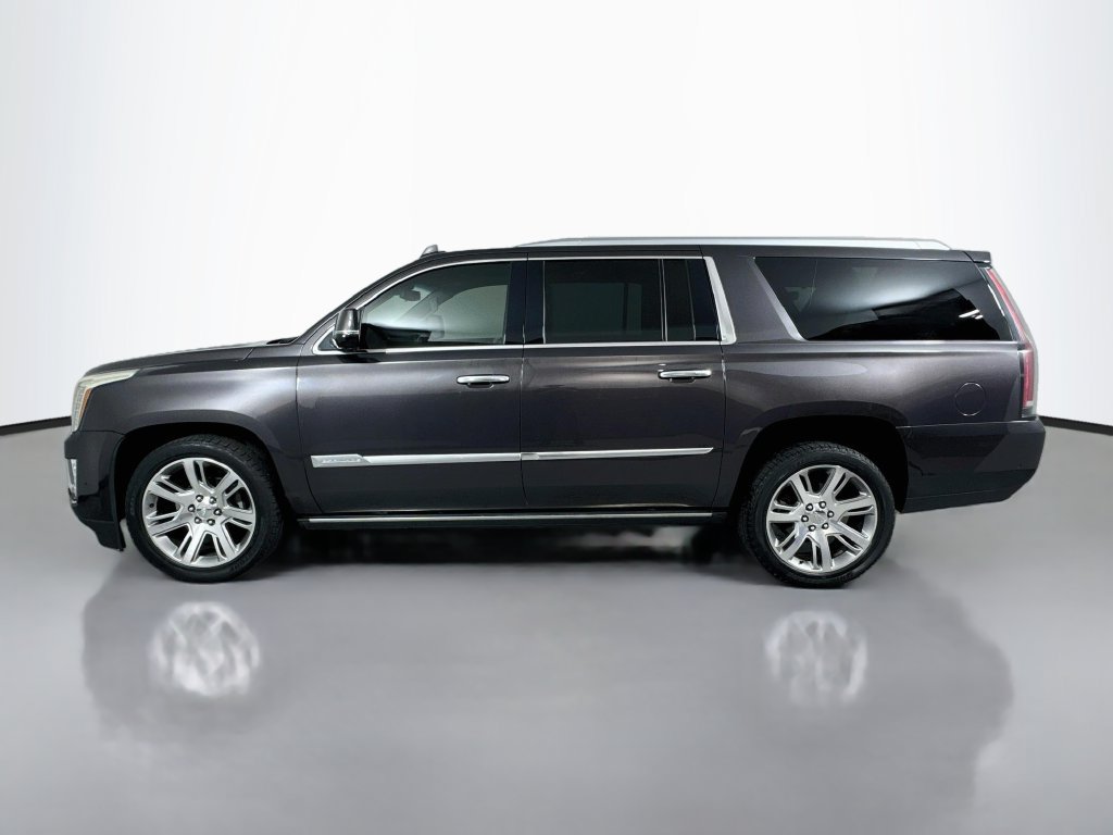Used 2017 Cadillac Escalade ESV Premium Luxury AWD/4WD image 10