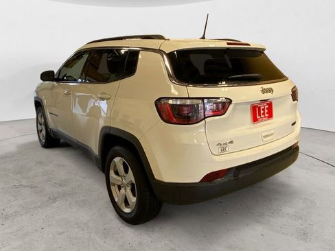 Used 2018 Jeep Compass Latitude image 3