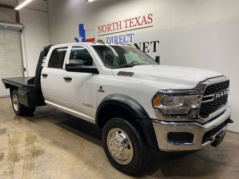 Used 2021 RAM 5500 Tradesman w/ Chrome Appearance Group image 3