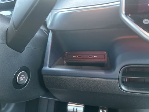 New 2025 Volkswagen ID. Buzz Pro S Plus AWD/4WD image 22