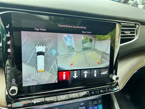 Used 2023 Jeep Grand Wagoneer Series II image 50