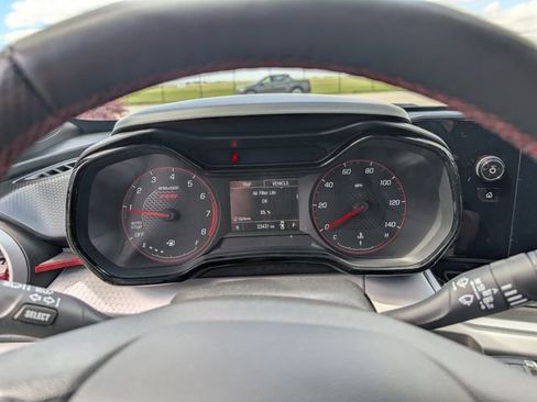 Used 2024 Chevrolet Trax RS w/ Driver Confidence Package FWD image 18