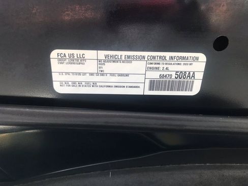Used 2020 Dodge Journey Crossroad FWD image 21