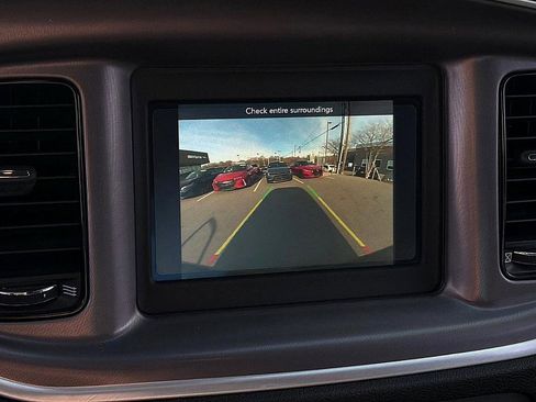 Used 2022 Dodge Charger SXT w/ Blacktop Package image 11