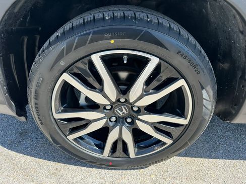 Used 2021 Honda Pilot Touring image 28