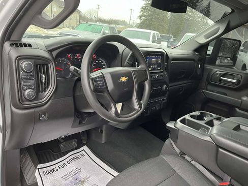 Used 2022 Chevrolet Silverado 2500 Custom w/ Custom Value Package image 25