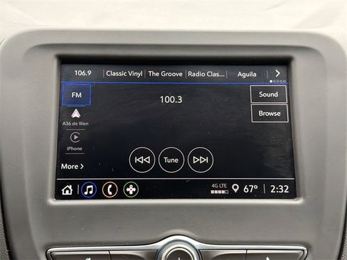 Used 2024 Chevrolet Equinox LT image 16