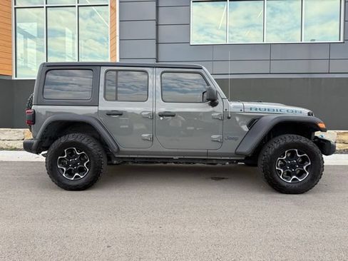 Used 2022 Jeep Wrangler Unlimited Rubicon 4xe AWD/4WD image 2