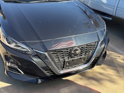 Used 2021 Nissan Altima 2.5 SV