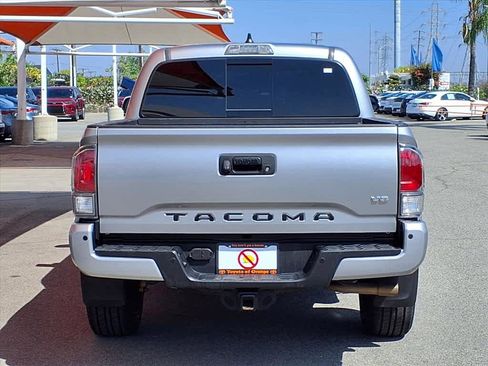 Used 2021 Toyota Tacoma TRD Off-Road w/ Technology Package image 5
