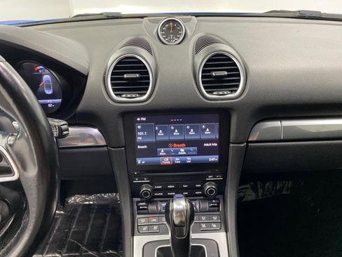 Used 2017 Porsche 718 Boxster image 36