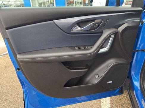 Certified 2024 Chevrolet Blazer RS w/ Driver Confidence II Package image 14