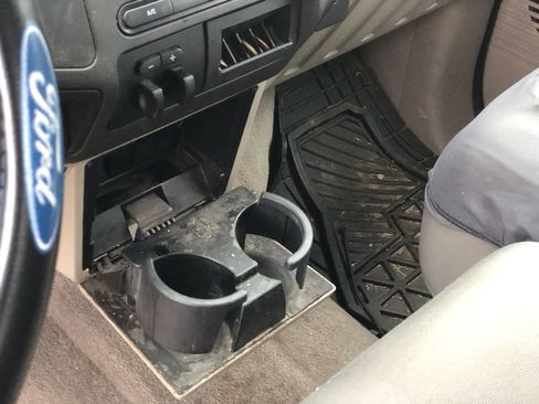 Used 2010 Ford F250 image 15