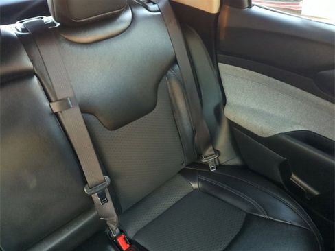 Certified 2022 Jeep Compass Latitude w/ Convenience Group image 7