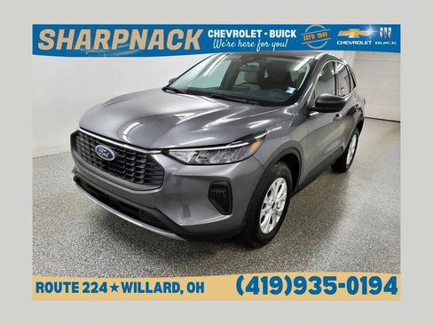 Used 2023 Ford Escape Active AWD/4WD image 1