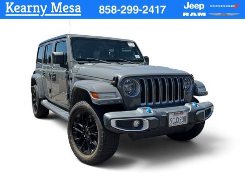 Used 2022 Jeep Wrangler Unlimited Sahara AWD/4WD image 1