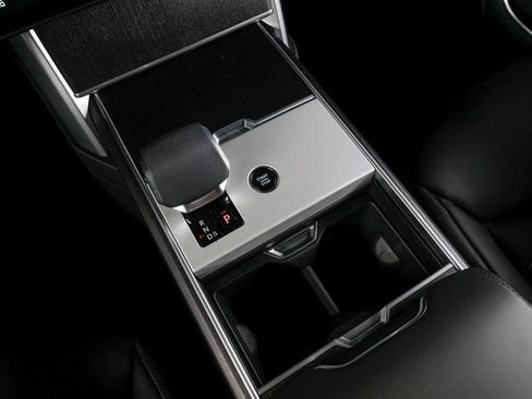 New 2026 Land Rover Range Rover SE AWD/4WD image 13