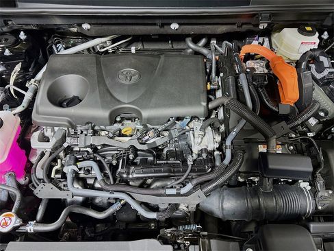 Certified 2025 Toyota RAV4 XLE image 25