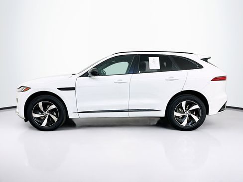 Used 2024 Jaguar F-PACE R-Dynamic S image 4
