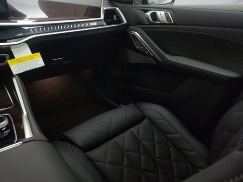 New 2026 BMW X6 xDrive40i image 25